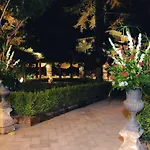 Relais La Rupe Guest house 4*