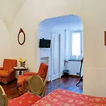 Relais La Rupe Guest house