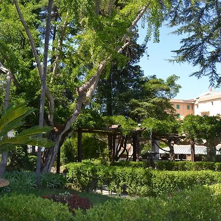 Relais La Rupe 4*