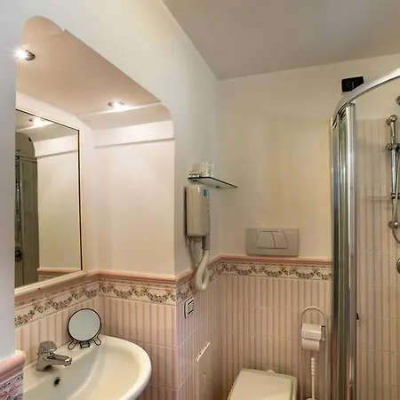 Relais La Rupe Гостевой дом Сорренто