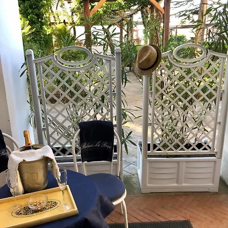 Гостевой дом Relais La Rupe Сорренто
