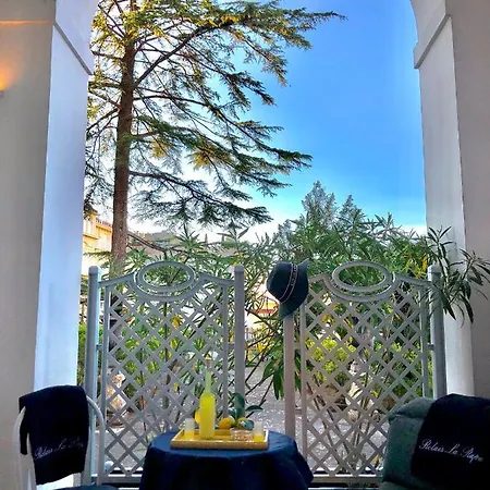 Гостевой дом Relais La Rupe Сорренто