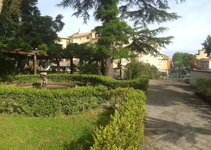 Relais La Rupe Guest house 4*