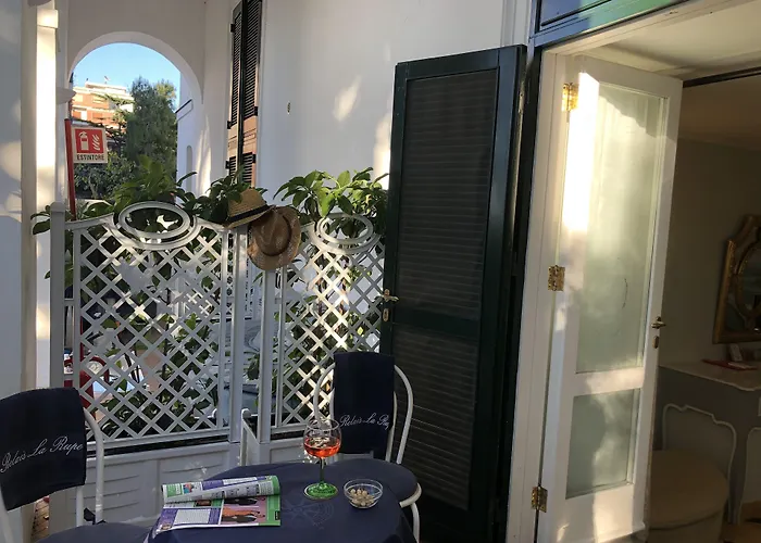 Relais La Rupe Konukevi Sorrento