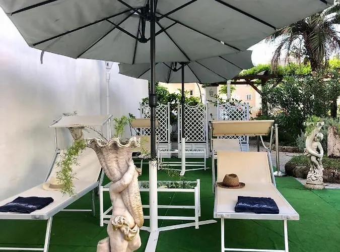 Relais La Rupe Konukevi 4*