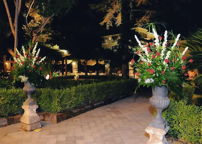 Relais La Rupe Pensionat 4*